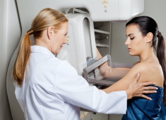 La proteína clave para evitar la metástasis del cáncer de mamá