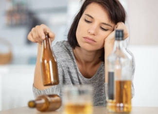 Más de 200 enfermedades tienen como causa el consumo de alcohol