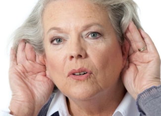 Graves consecuencias de la perdida de audición en las personas mayores