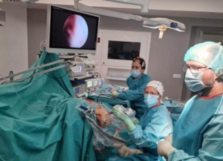 Osteotomía femoral con éxito a través de realidad virtual aumentada