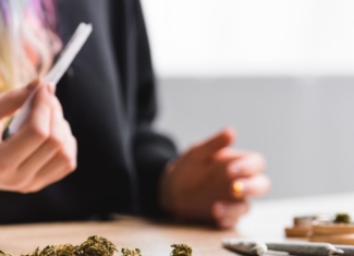 Científicos advierten de los riesgos del consumo de cannabis en la adolescencia