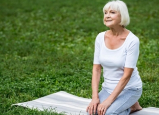 Desafíos del verano para la salud mental de adolescentes y ancianos