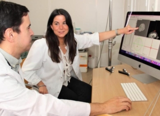 ¿Qué es la afasia y en qué consiste la estimulación magnética transcraneal?