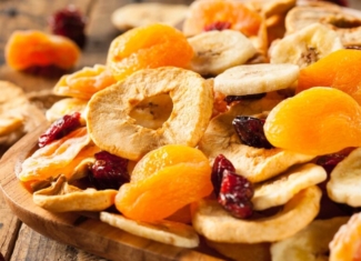 ¿Fruta fresca o fruta deshidratada?