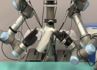 Así es el robot que ayuda al personal sanitario en tareas repetitivas