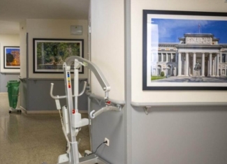 Arte para combatir el deterioro funcional y el delirium de pacientes mayores