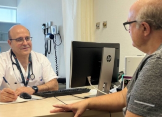 Encuentro entre pacientes hematológicos, cuidadores y profesionales sanitarios